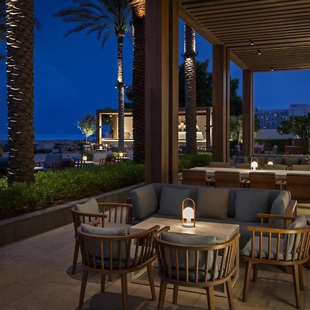 Palace Beach Resort Ель-Фуджайра Екстер'єр фото The Westin Athens